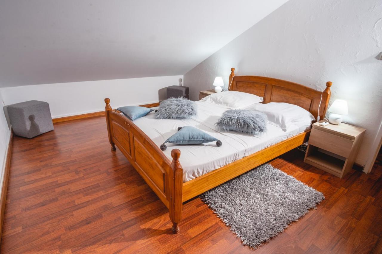 Le Coin D'Azur Apartment Petite Île Екстериор снимка